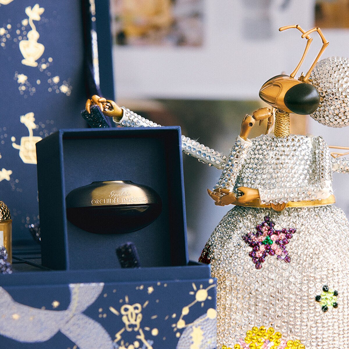 Bộ Quà Tặng GUERLAIN The Hive of Wonders Advent Calendar