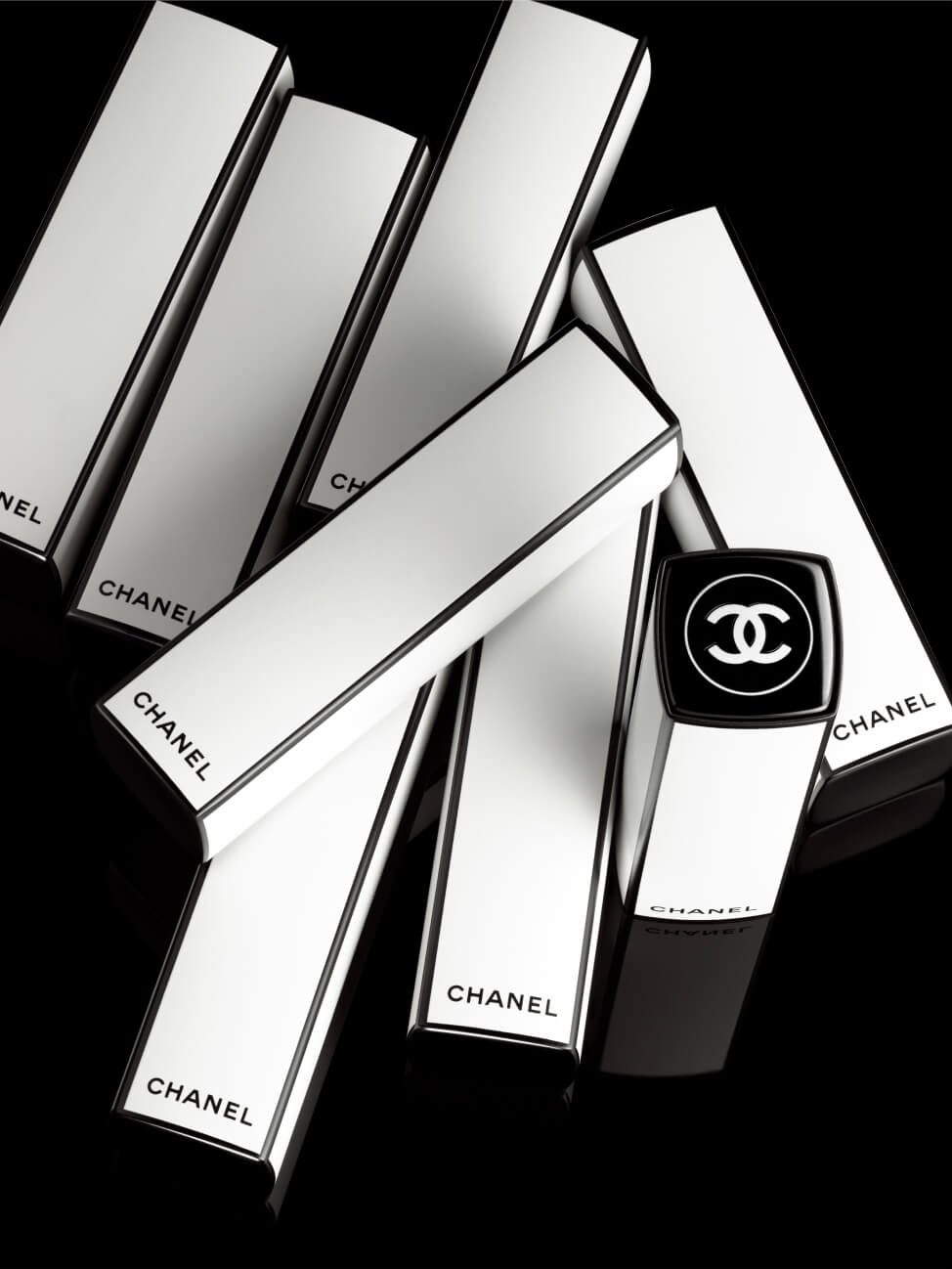 Chanel Rouge Allure Velvet Chanel Lipstick Set With Bag