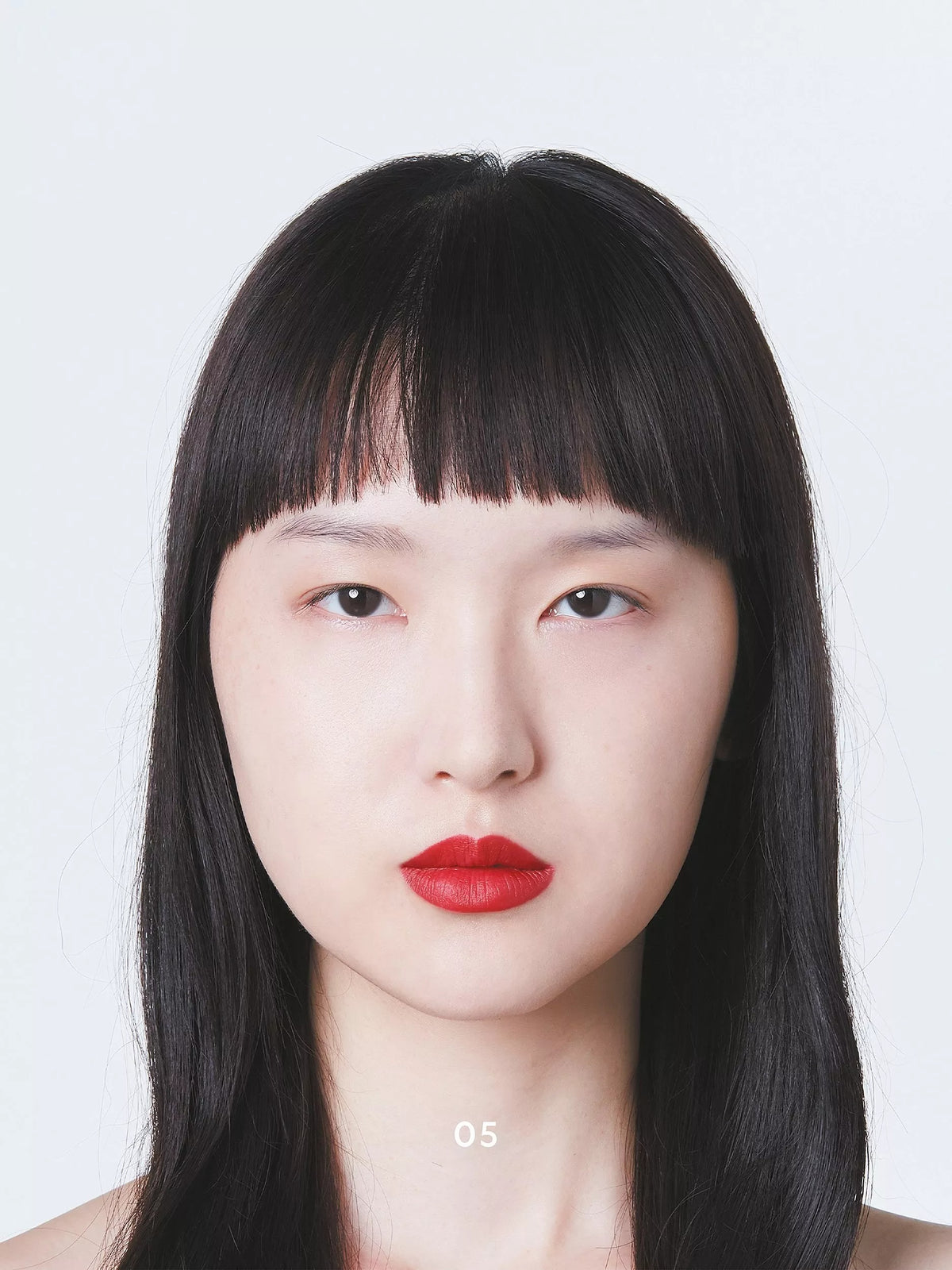 Chì Viền Môi GUCCI Crayon Contour Des Lèvres Lip Pencil #05 Cranberry Red