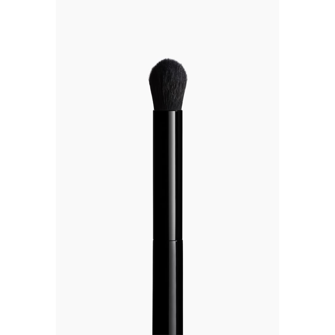 Cọ Mắt CHANEL Les Pinceaux De Chanel Rounded Eyeshadow Brush N°204-Kallos