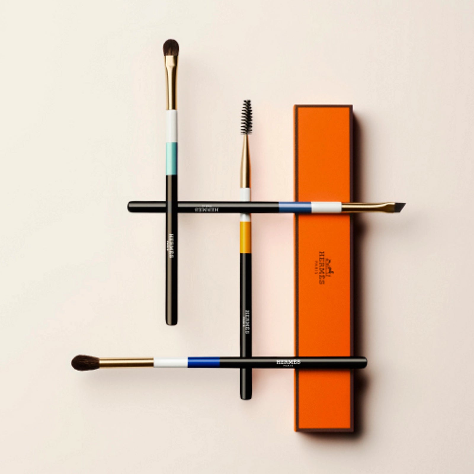 Cọ Trang Điểm HERMÈS Les Pinceaux Hermès Angled Brush Le Traceur - Kallos Vietnam