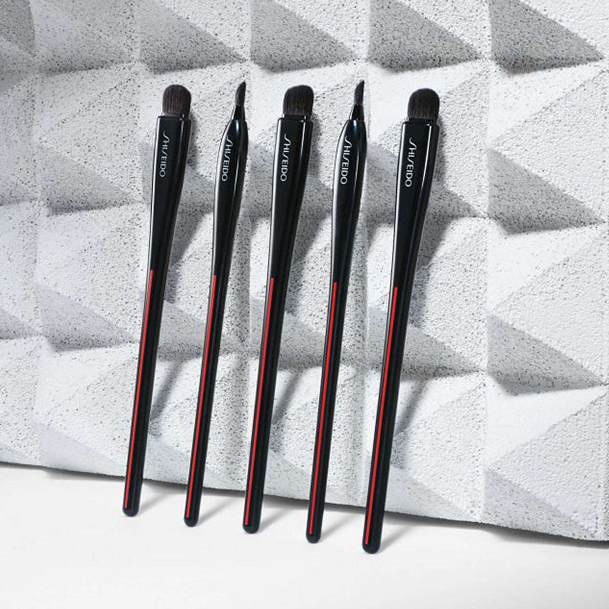 Cọ Phấn Mắt SHISEIDO Hanen Fude Eye Shading Brush