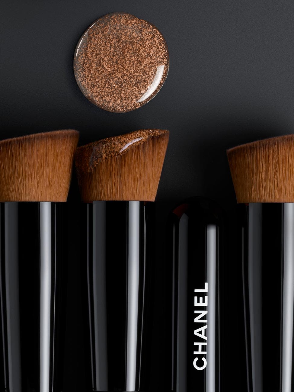 Cọ Trang Điểm CHANEL Les Pinceaux de Chanel Brush Fluid & Powder N°101