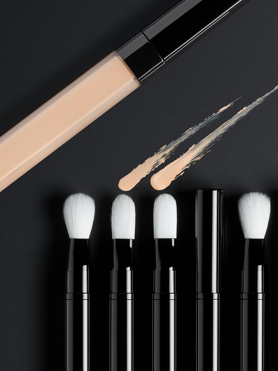 Cọ Trang Điểm CHANEL Les Pinceaux de Chanel Concealer Brush N°105 - Kallos Vietnam