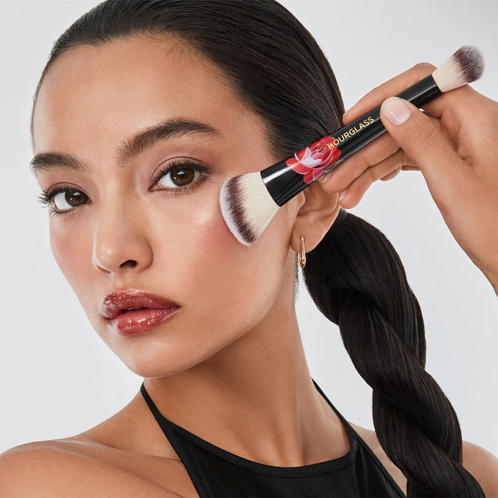 Cọ Trang Điểm HOURGLASS Ambient Lighting Edit Brush #Deer