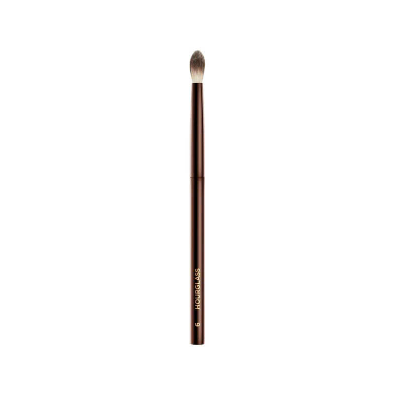 Cọ Trang Điểm HOURGLASS No 6 Tapered Blender Brush-Kallos