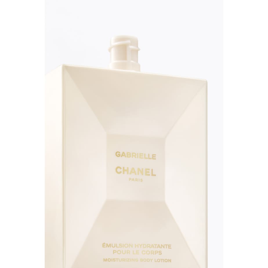 Sữa Dưỡng Thể CHANEL Gabrielle Chanel Moisturizing Body Lotion