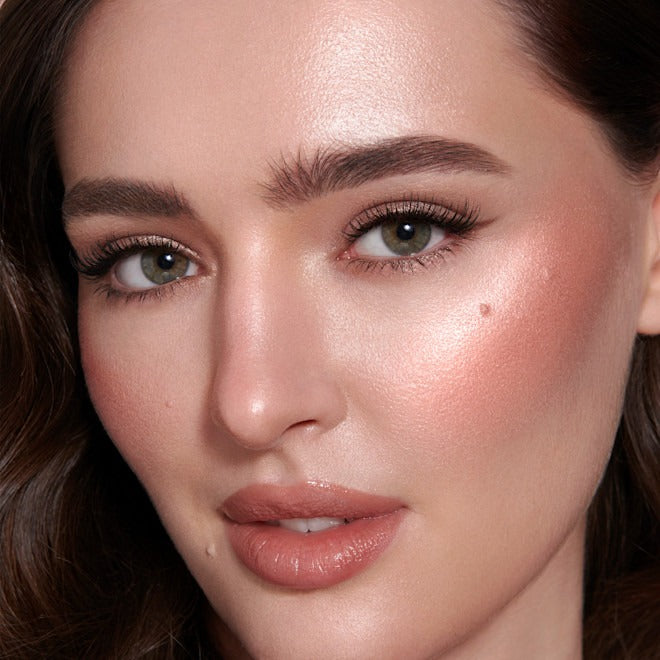 Gel Bắt Sáng Charlotte Tilbury Beauty Light Wand #Pinkgasm