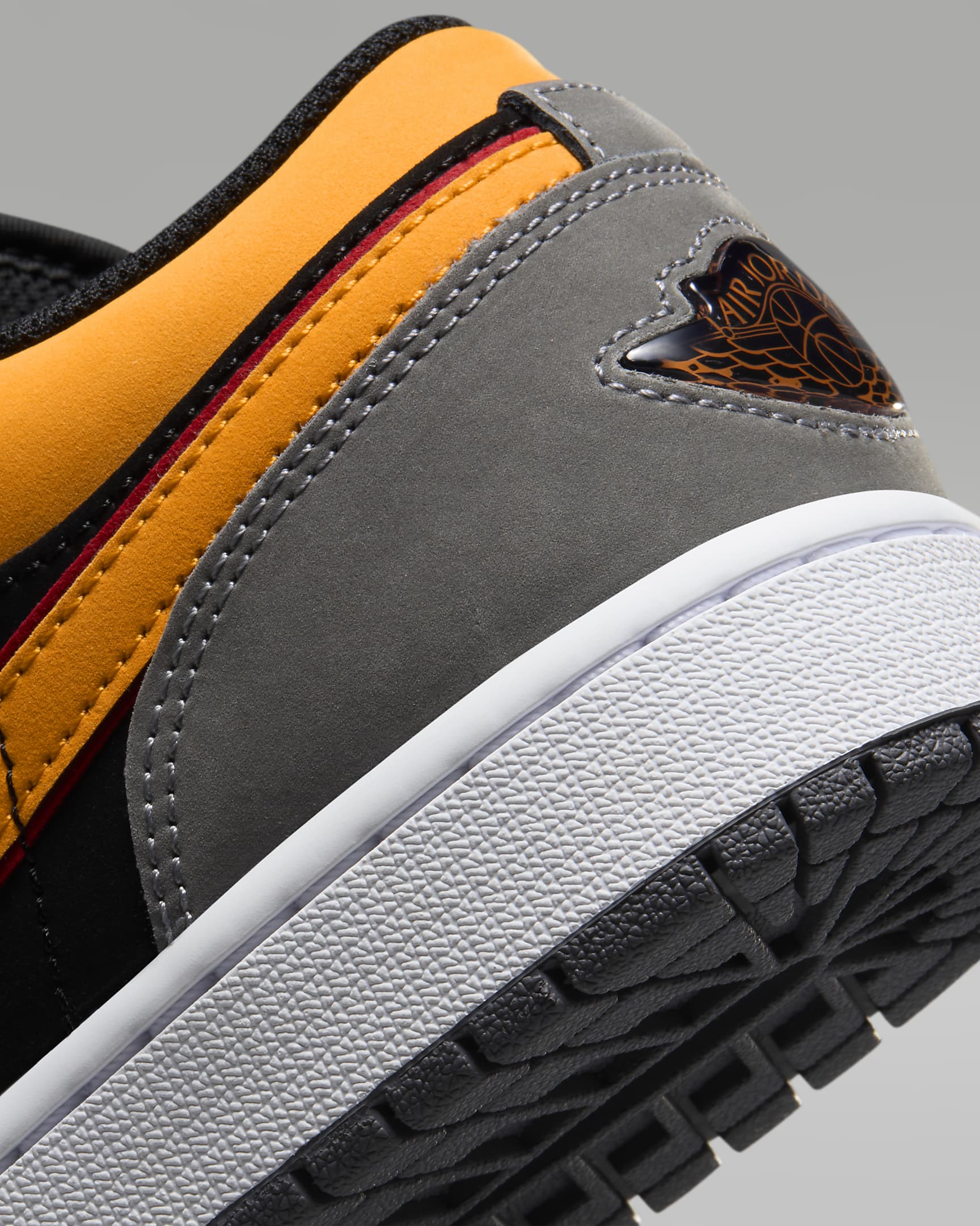 Giày Nike Air Jordan 1 Low SE Men Shoes #Vivid Orange - Kallos Vietnam