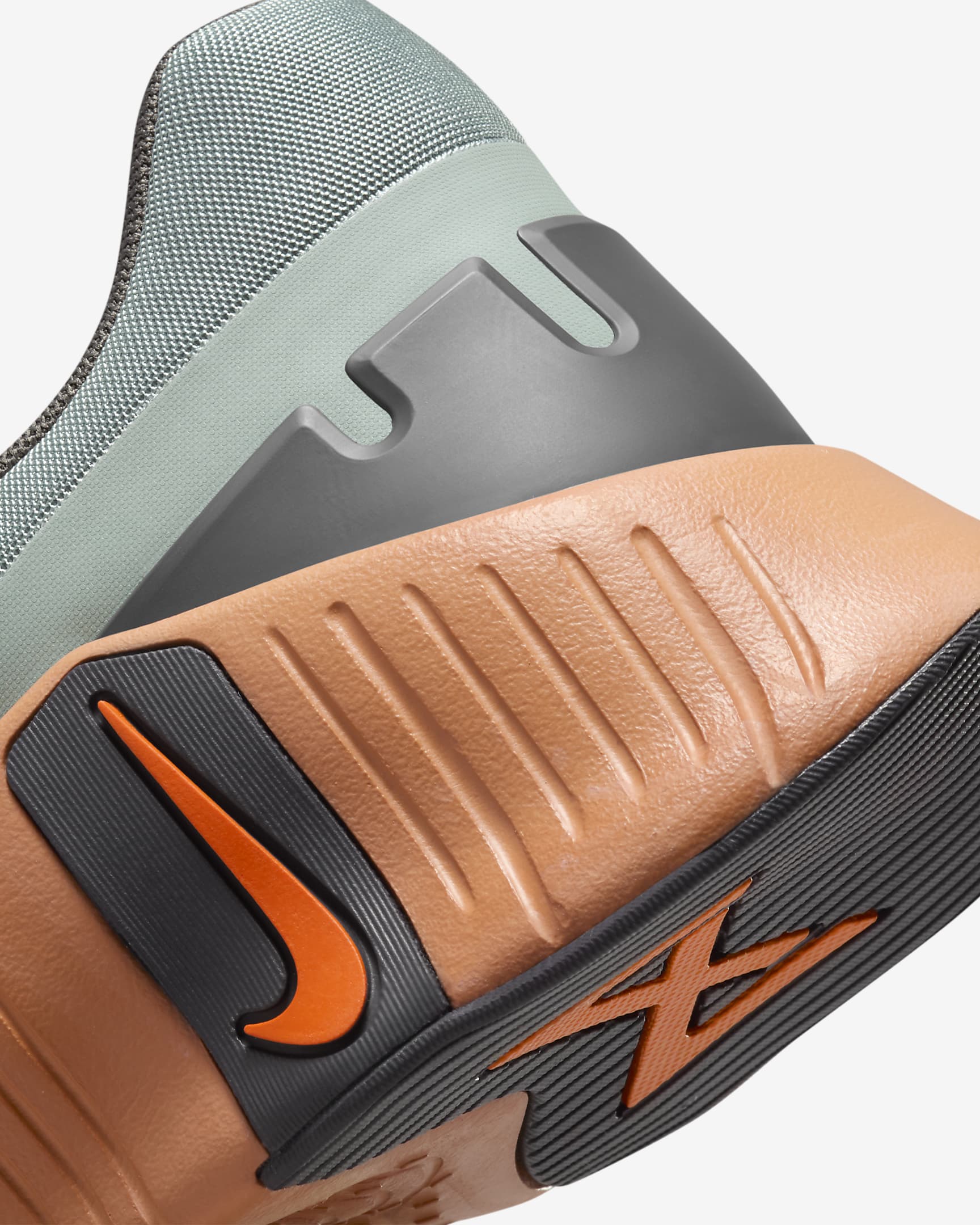 nike metcon 5 seaweed