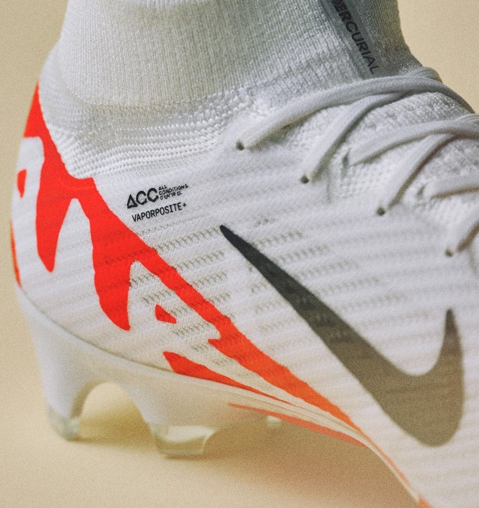 Mercurial hot sale reborn nike