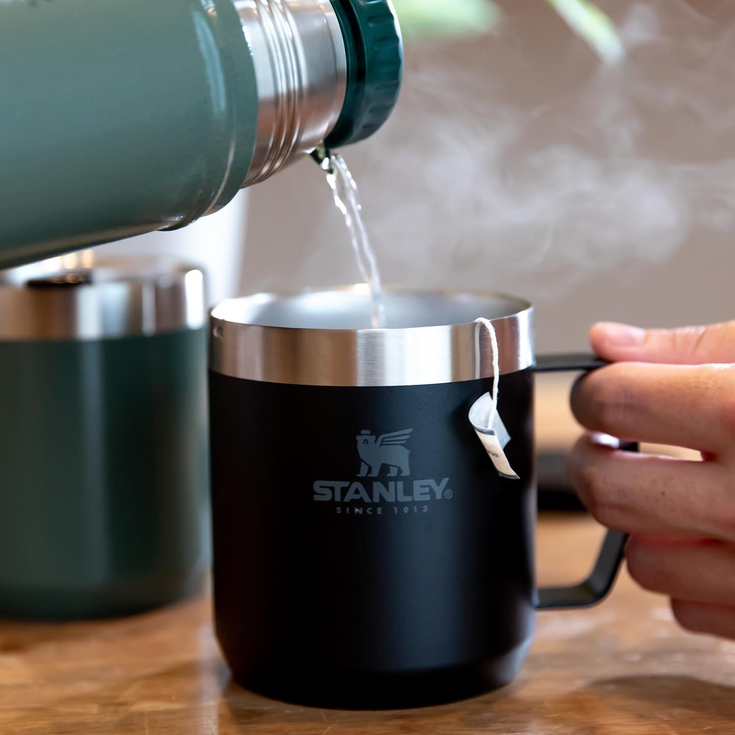 Ly STANLEY Classic Vacuum Camp Mug #Black 2.0 - Kallos Vietnam