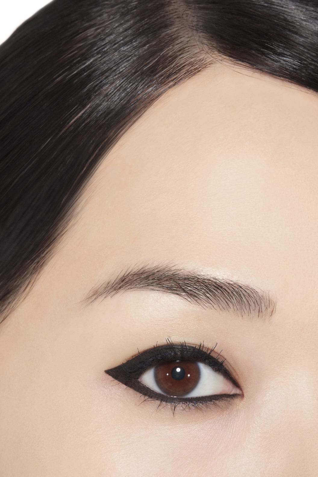 Kẻ Mắt CHANEL Calligraphie de Chanel Cream Eyeliner #65 Hyperblack