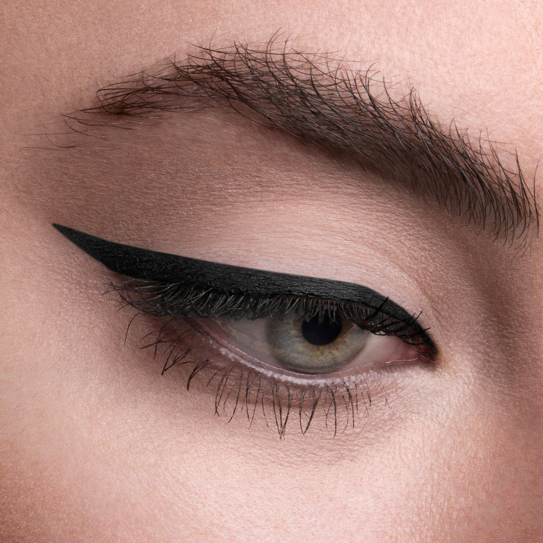 Kẻ Mắt HOURGLASS 1.5MM Mechanical Gel Eye Liner #Obsidian - Black