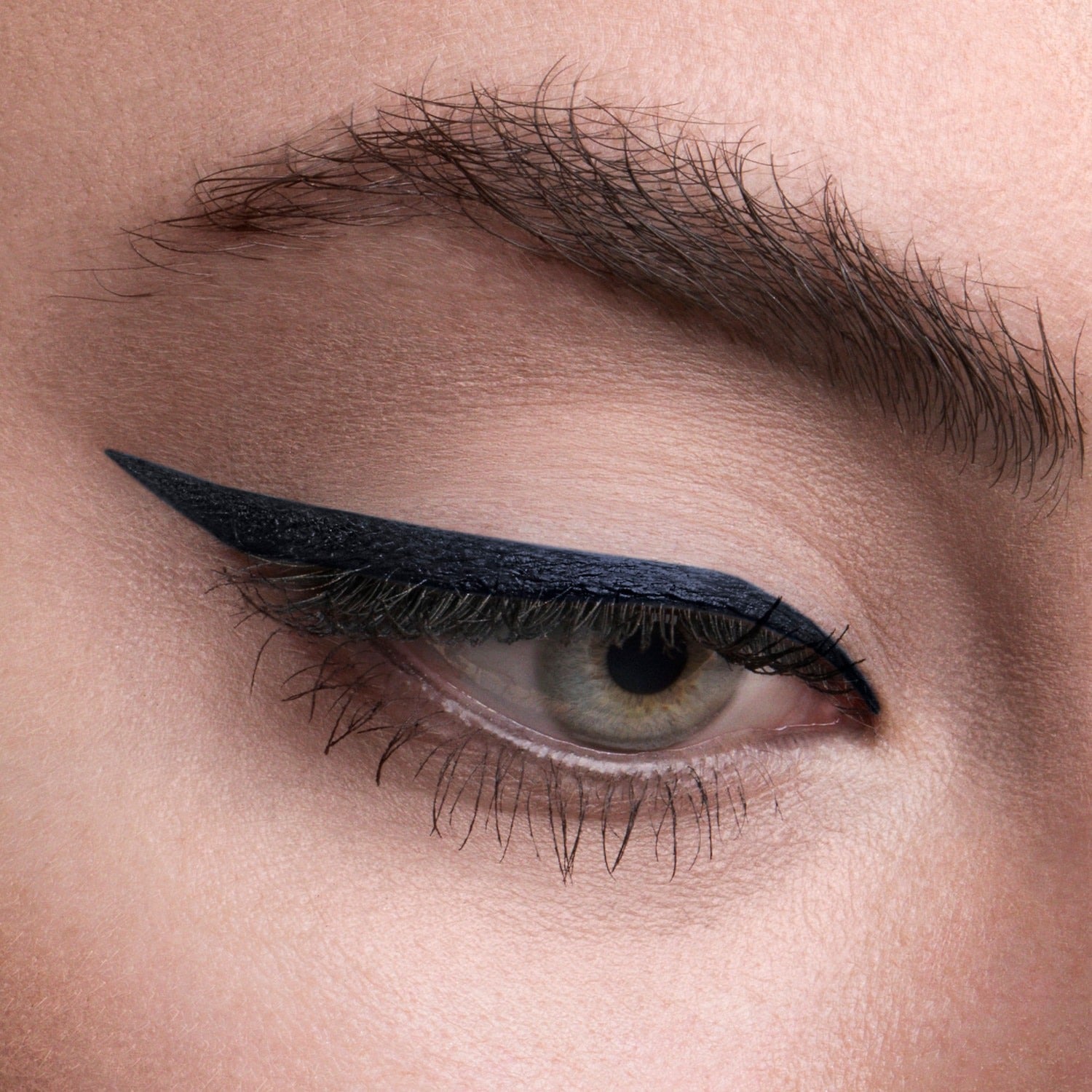 Kẻ Mắt HOURGLASS 1.5MM Mechanical Gel Eye Liner #Ocean Floor-Kallos