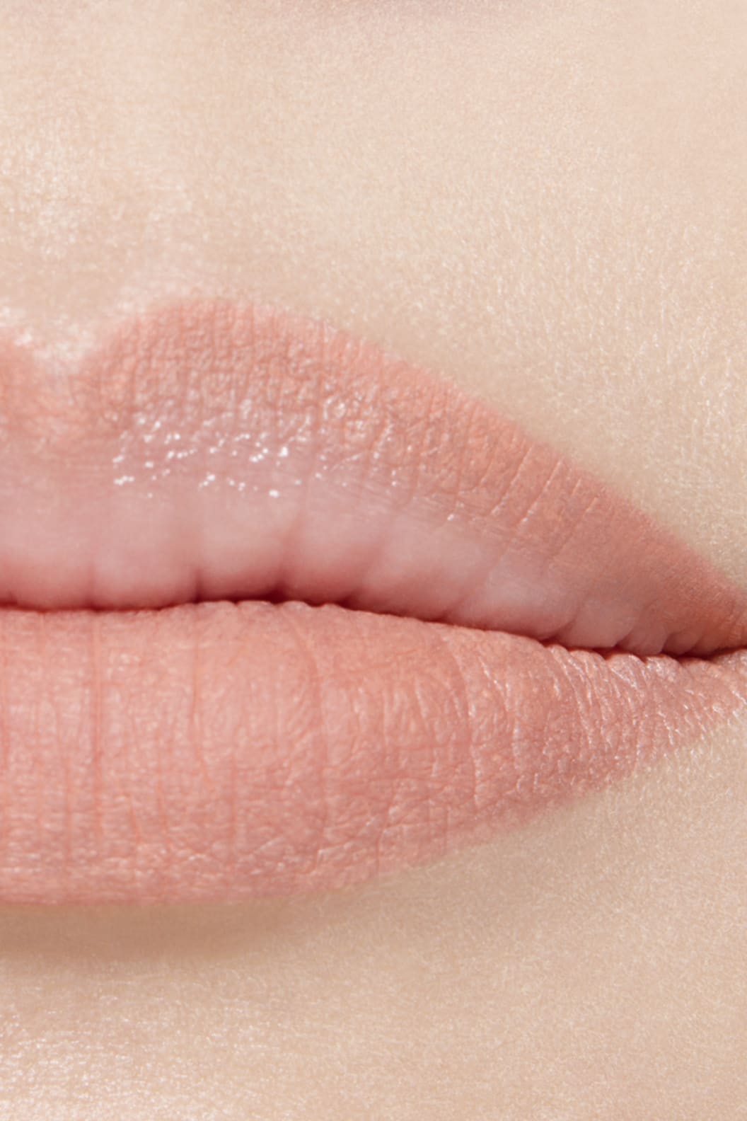 Kẻ Viền Môi CHANEL Le Crayon Lèvres #154 Peachy Nude - Soft Peachy Beige - Kallos Vietnam