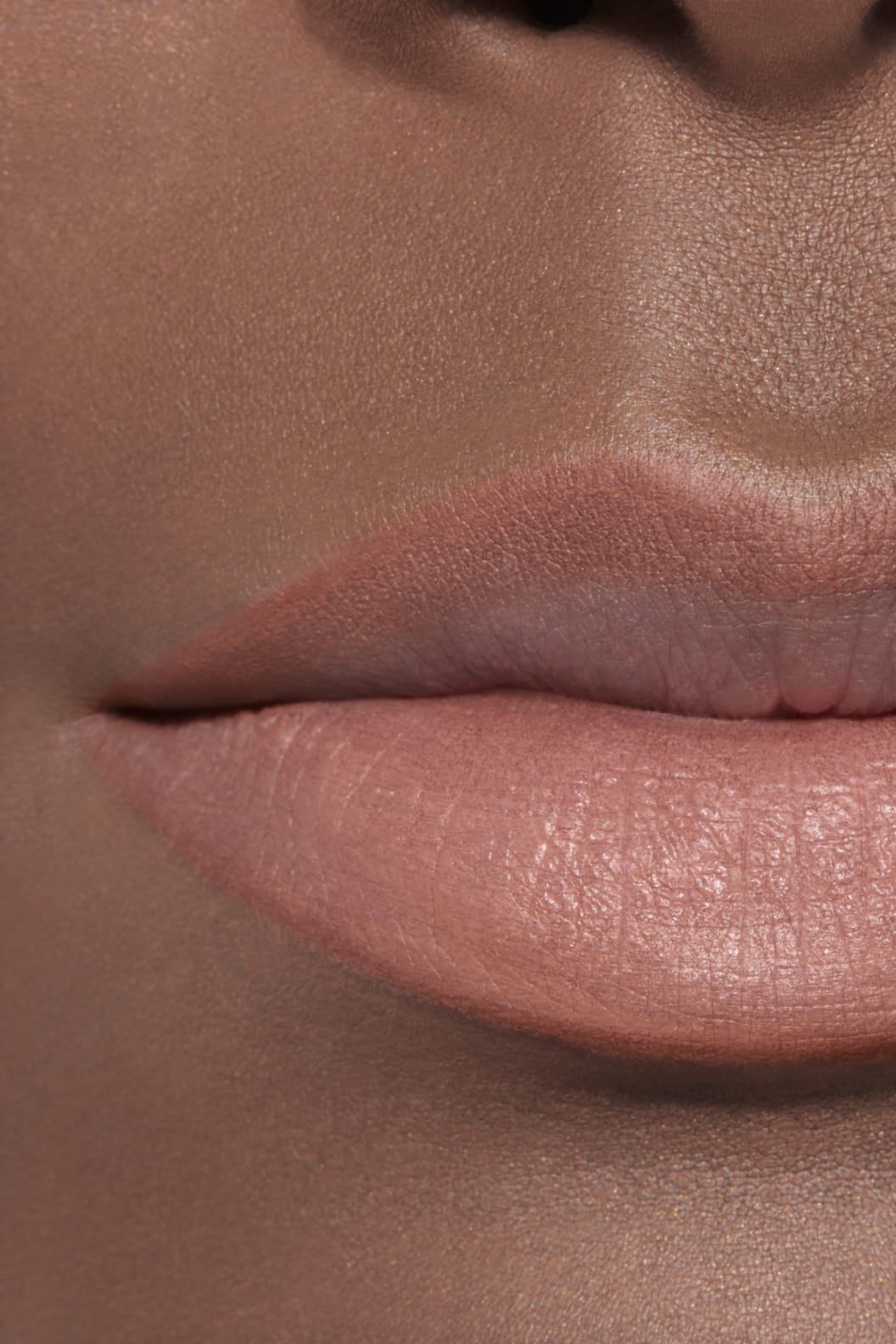 Kẻ Viền Môi CHANEL Le Crayon Lèvres #156 Beige Naturel - Natural Beige - Kallos Vietnam