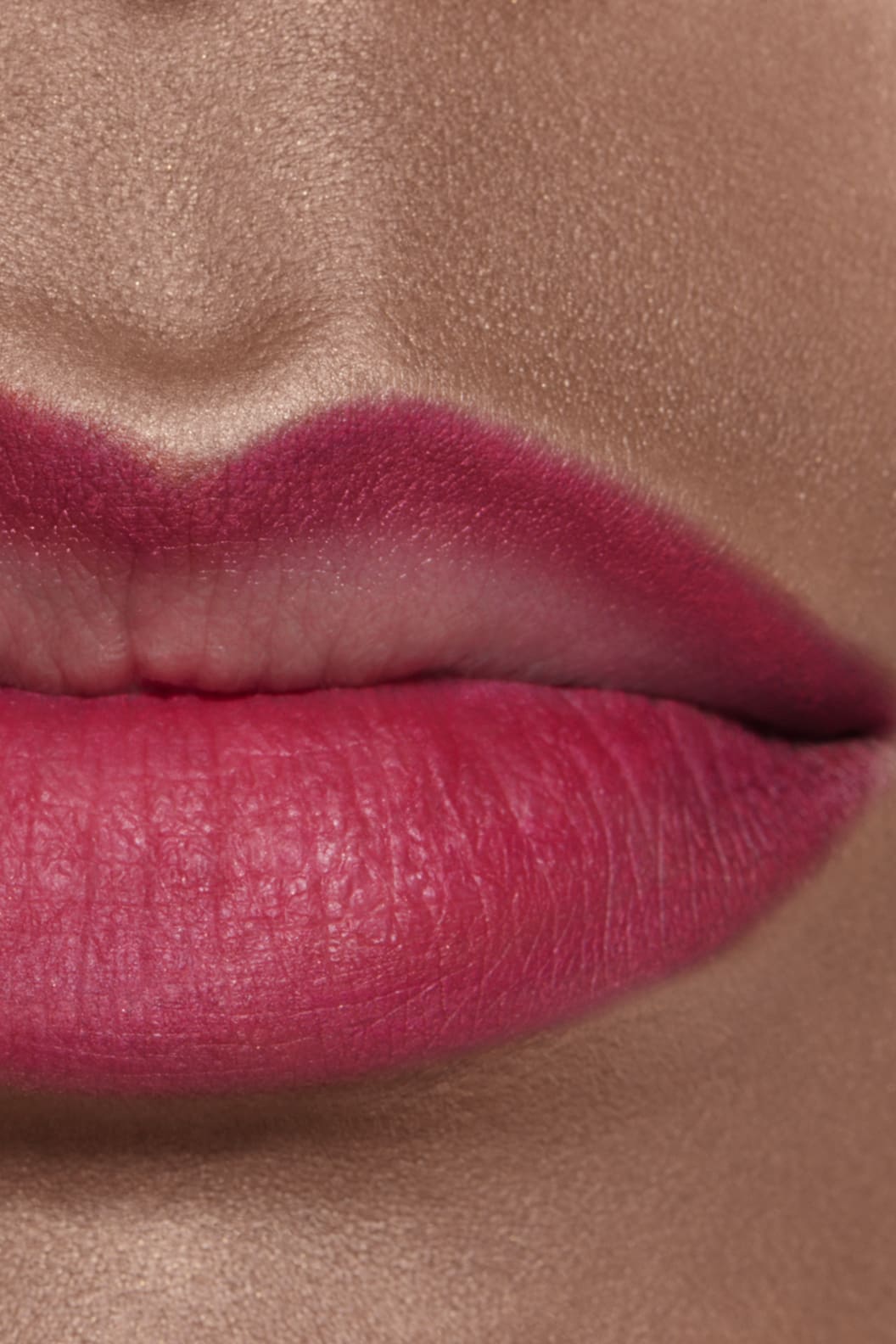 Kẻ Viền Môi CHANEL Le Crayon Lèvres #182 Rose Framboise - Raspberry Pink - Kallos Vietnam