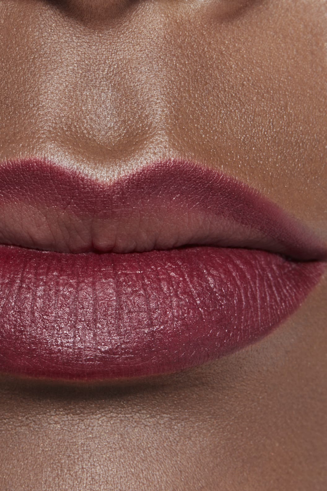 Kẻ Viền Môi CHANEL Le Crayon Lèvres #186 Berry - Milky Burgundy - Kallos Vietnam