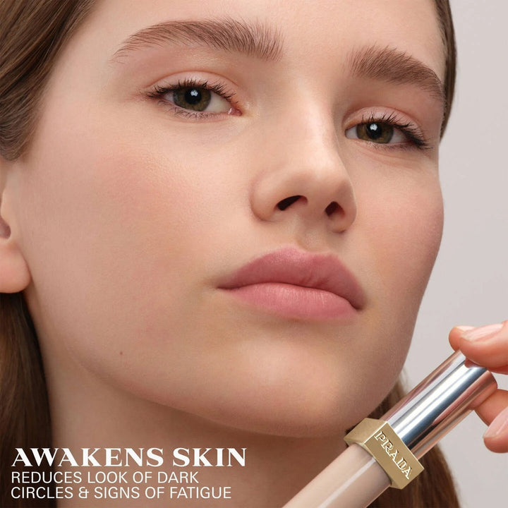 PRADA Concealer 