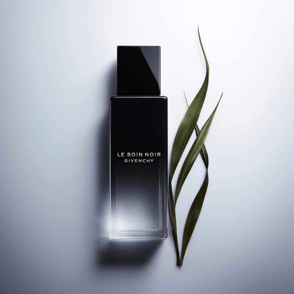 Kem Dưỡng Da GIVENCHY Le Soin Noir Lotion Essence - Kallos Vietnam