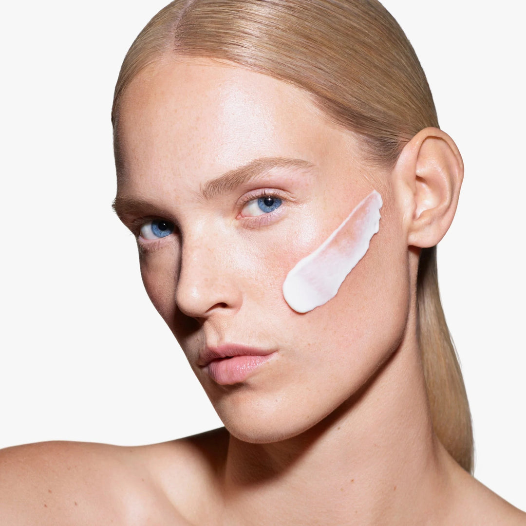 Kem Dưỡng Da Swiss Perfection Essential Vitamin Cream