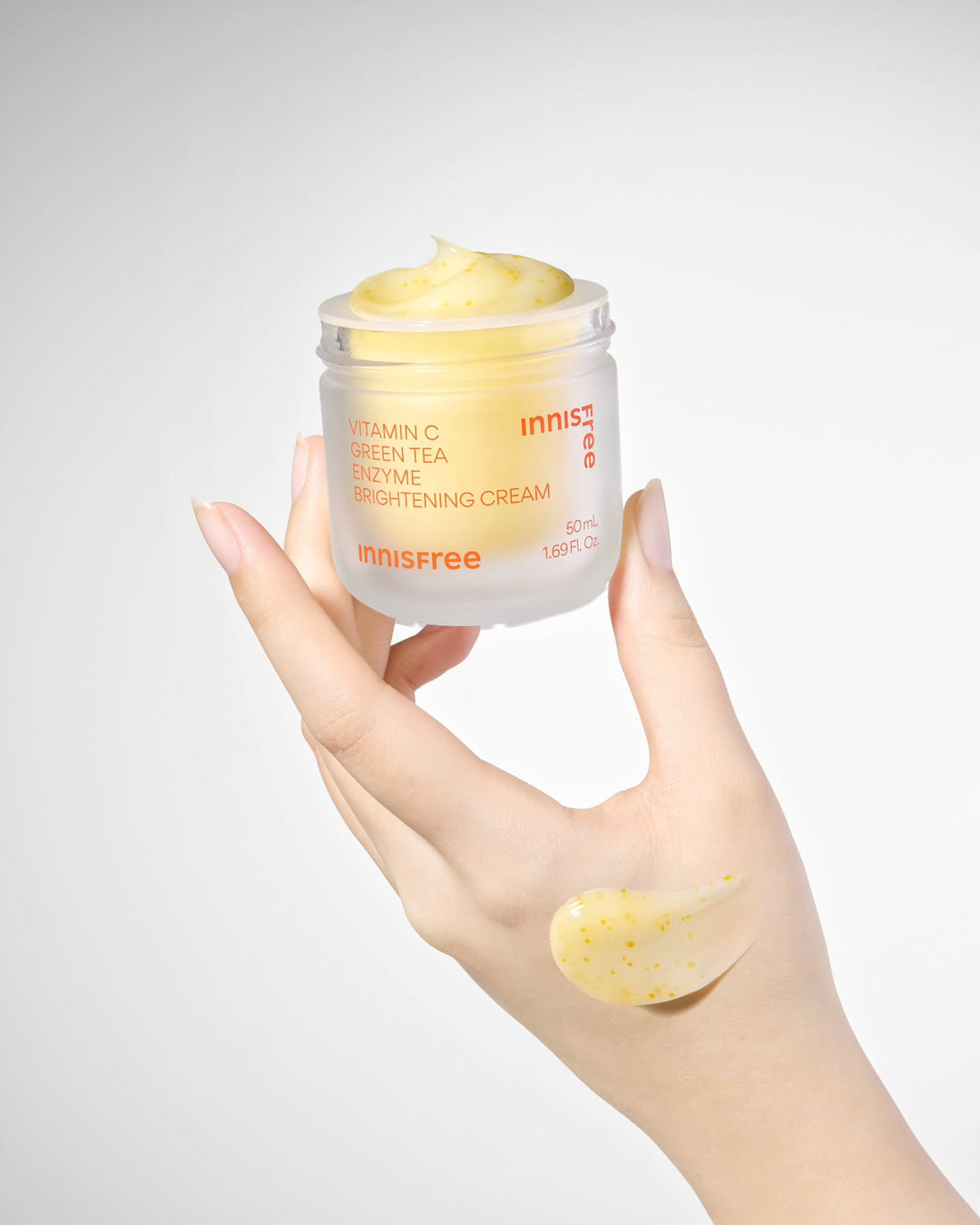 Kem Dưỡng INNISFREE Vitamin C Green Tea Enzyme Brightening Cream