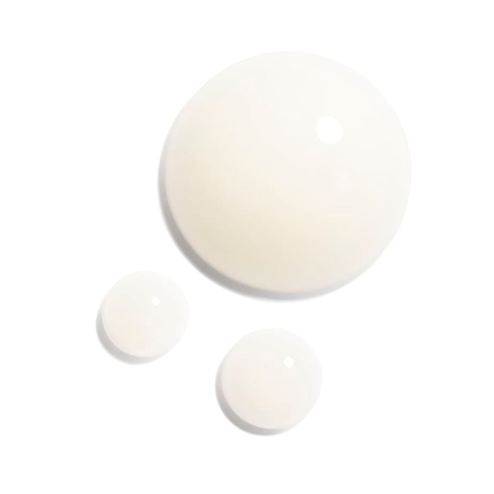 Dưỡng Mắt CHANEL N°1 de Chanel Revitalizing Eye Serum 