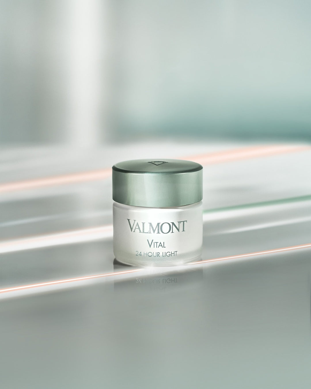 Kem Dưỡng VALMONT Vital 24 Hour Light Cream