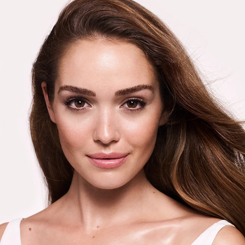 Kem Lót Charlotte Tilbury Wonderglow