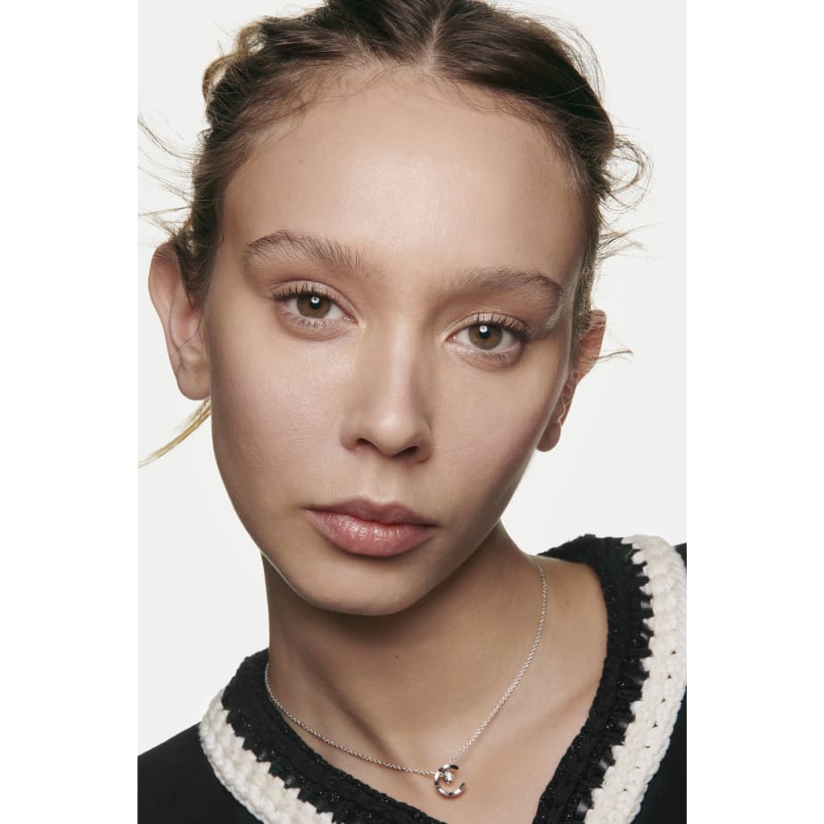 Kem Nền CHANEL N°1 de Chanel Revitalizing Foundation #B30 - Kallos Vietnam