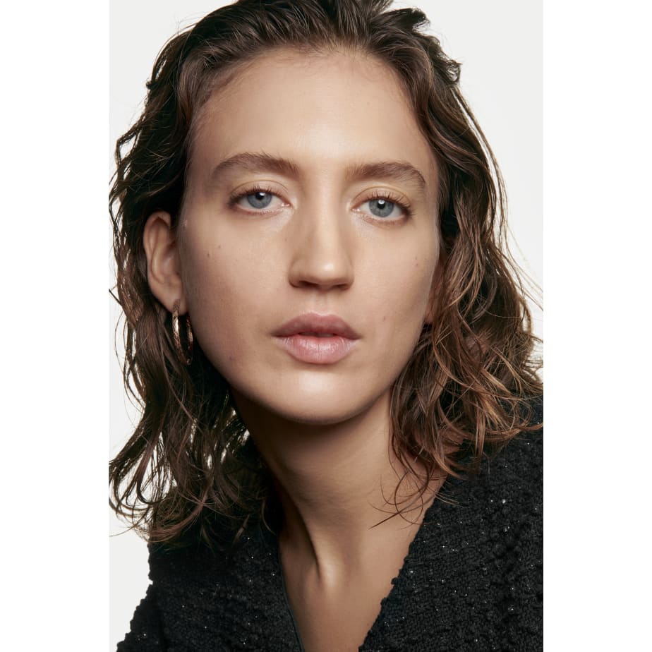 Kem Nền CHANEL N°1 de Chanel Revitalizing Foundation #B40 - Kallos Vietnam
