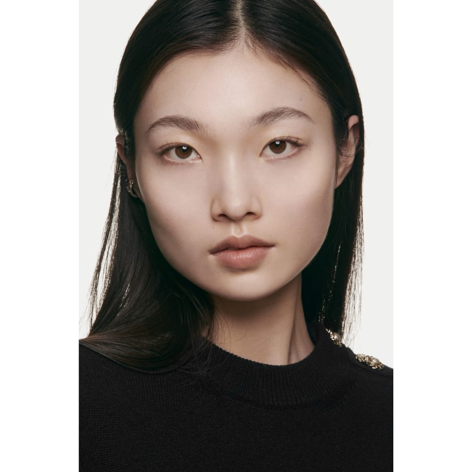 Kem Nền CHANEL N°1 de Chanel Revitalizing Foundation #BR12 - Kallos Vietnam