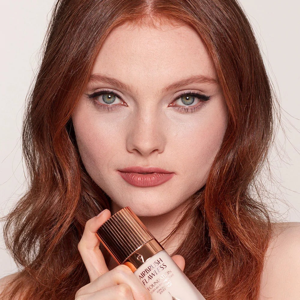 Kem Nền Charlotte Tilbury Airbrush Flawless Foundation #2 Neutral