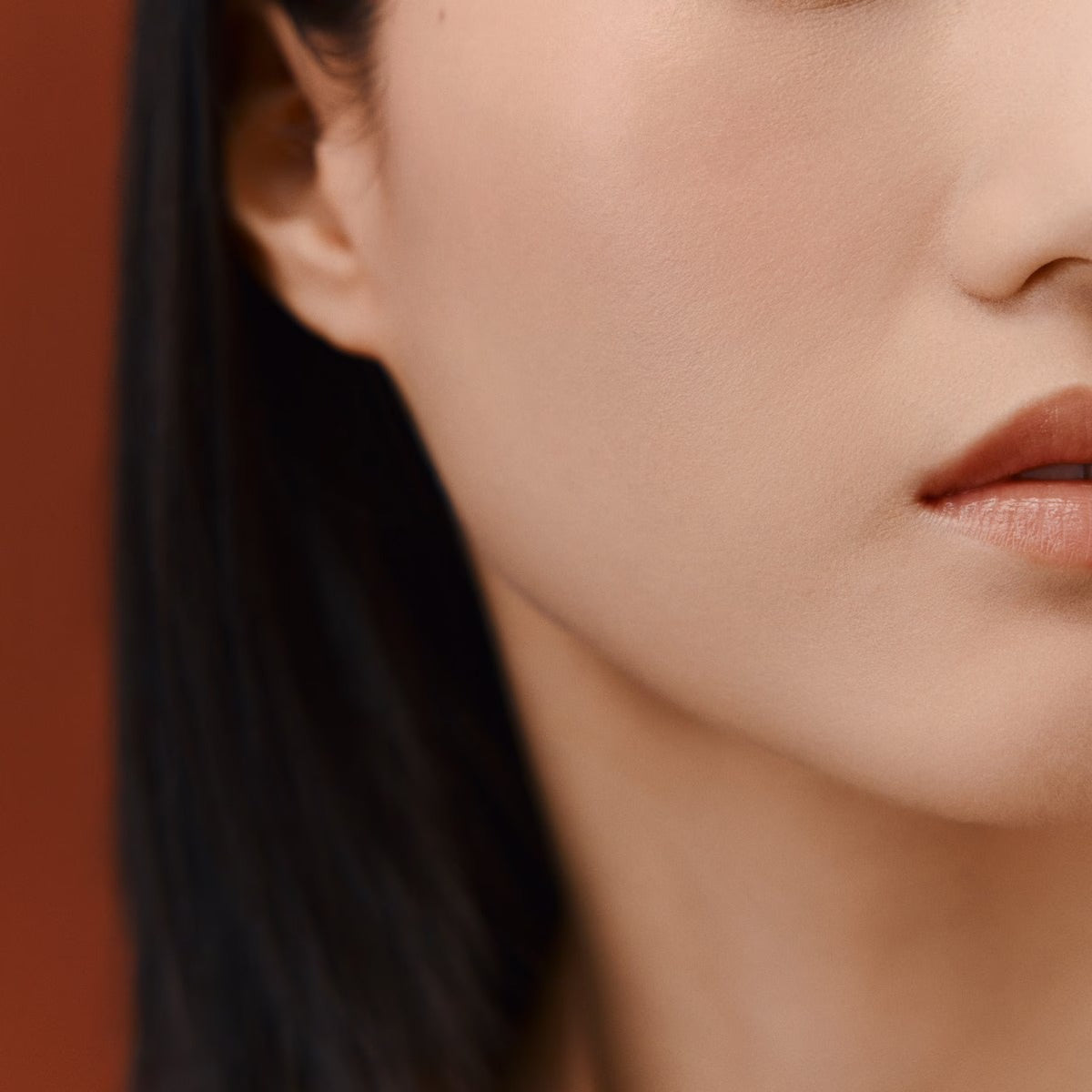 Kem Nền HERMES Luminous Matte Skincare Foundation #13C Cremello