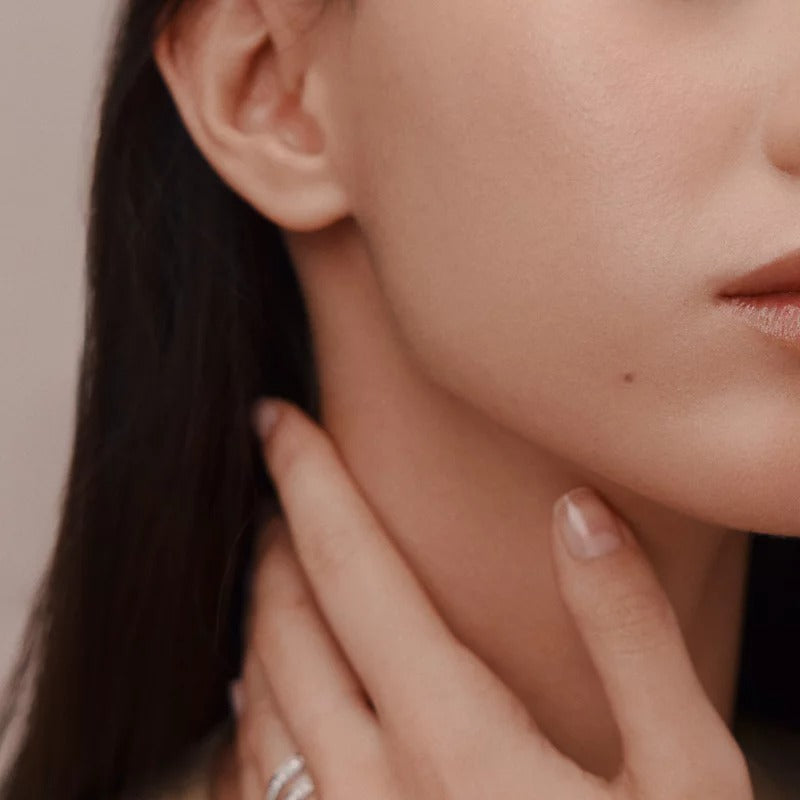 Kem Nền HERMES Luminous Matte Skincare Foundation #27N Epicéa