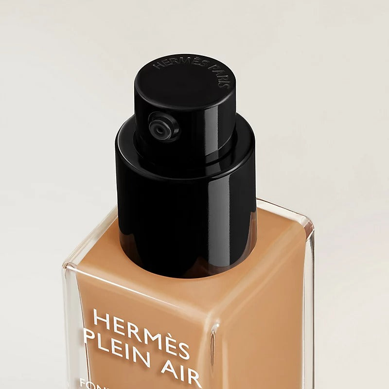 Kem Nền HERMES Luminous Matte Skincare Foundation #49W Argan