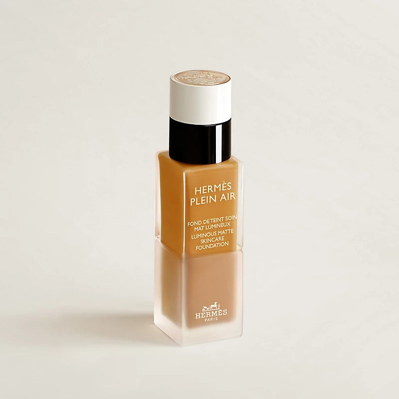 Kem Nền HERMES Luminous Matte Skincare Foundation #55W Palissandre