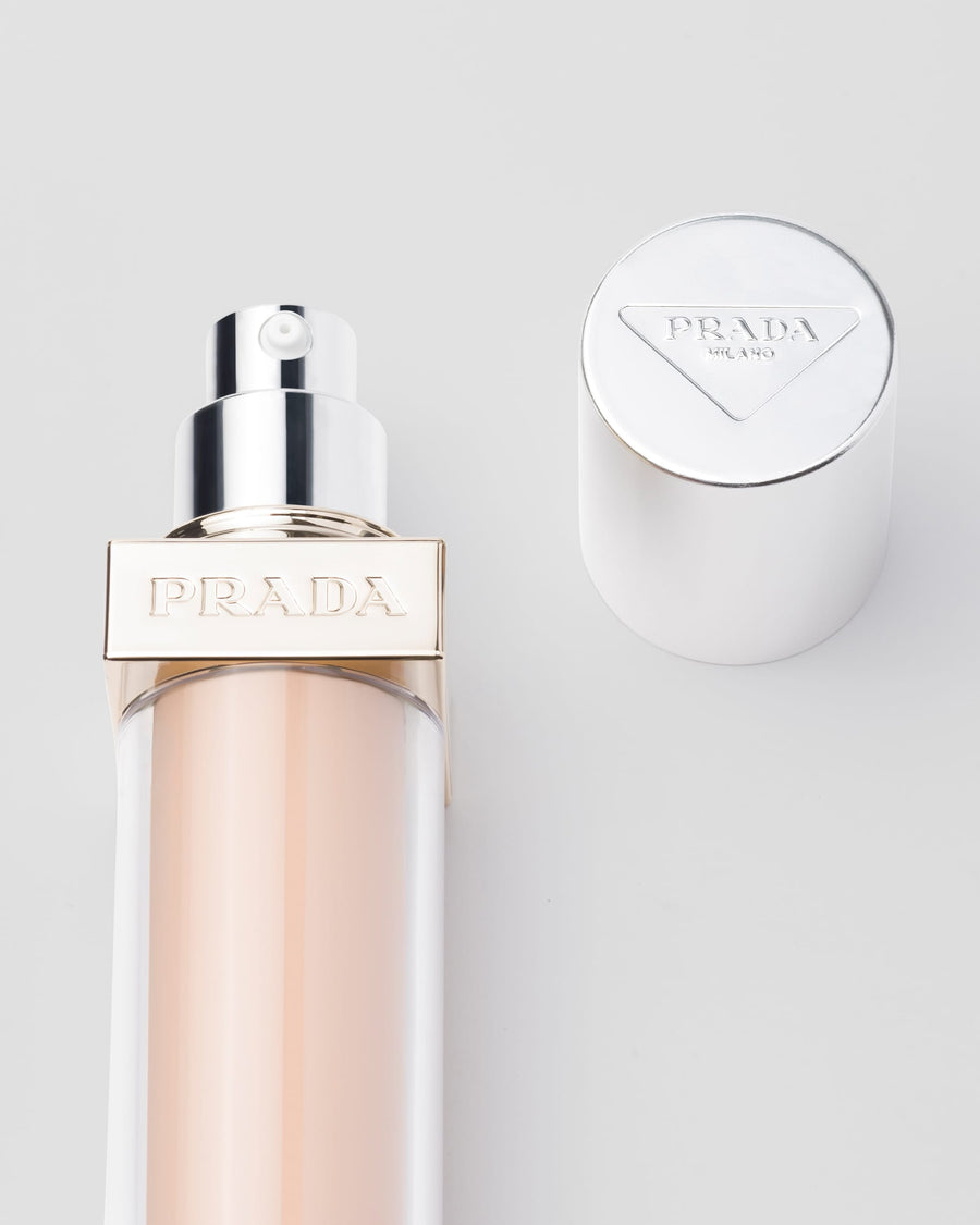 Kem Nền PRADA Reveal Skin Optimizing Foundation #LC15 Light Cool