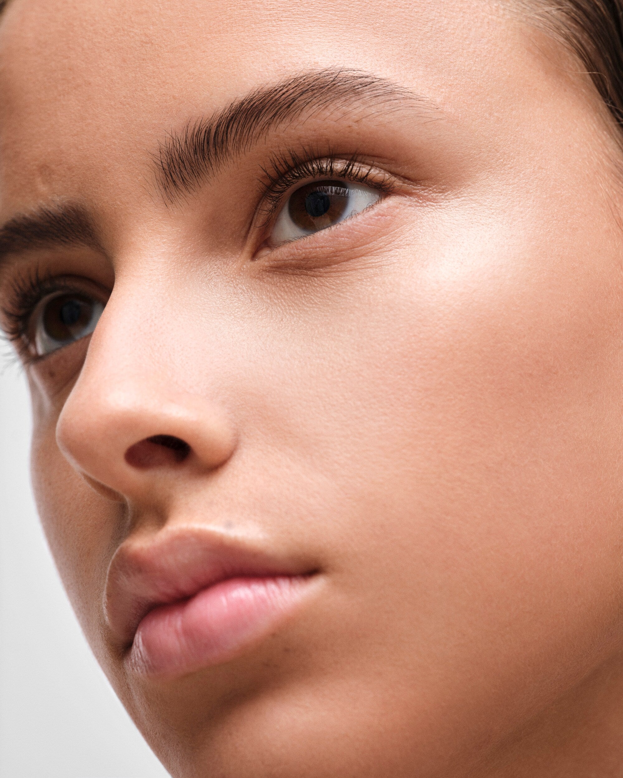 Kem Nền PRADA Reveal Skin Optimizing Foundation #LN25 Light Neutral - Kallos Vietnam
