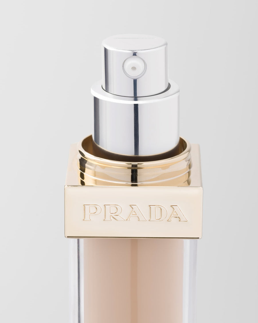 Kem Nền PRADA Reveal Skin Optimizing Foundation #LW5 Light Warm