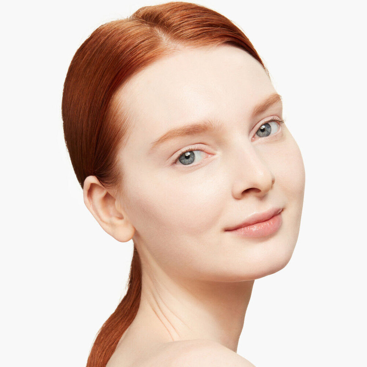 Kem Nền Shiseido Synchro Skin Radiant Lifting Foundation #110 Alabaster