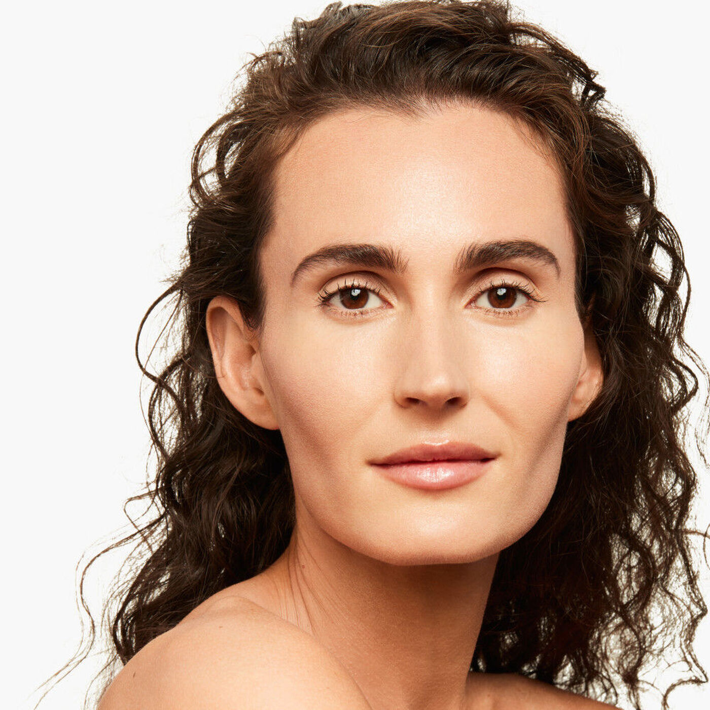 Kem Nền Shiseido Synchro Skin Radiant Lifting Foundation #260 Cashmere-Kallos