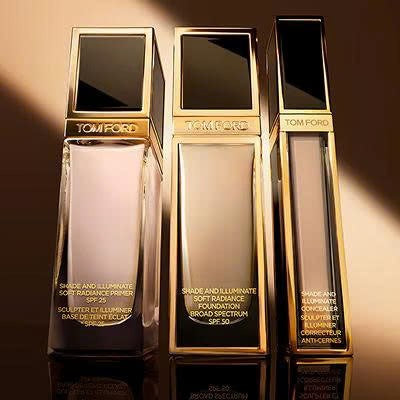 Kem Nền TOM FORD Architecture Radiance Hydrating Foundation #3.0C Rose