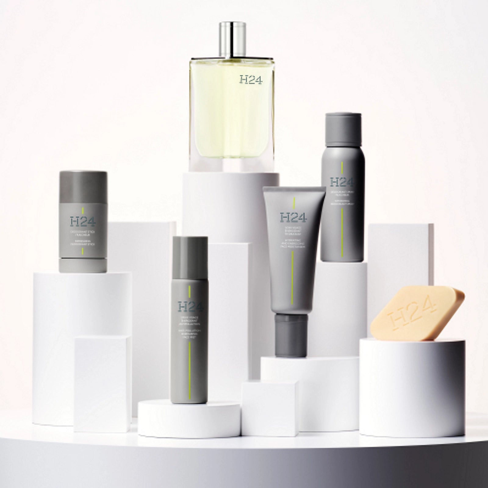 Sữa Rửa Mặt HERMÈS H24 Face, Body & Hair Solid Cleanser - Kallos Vietnam