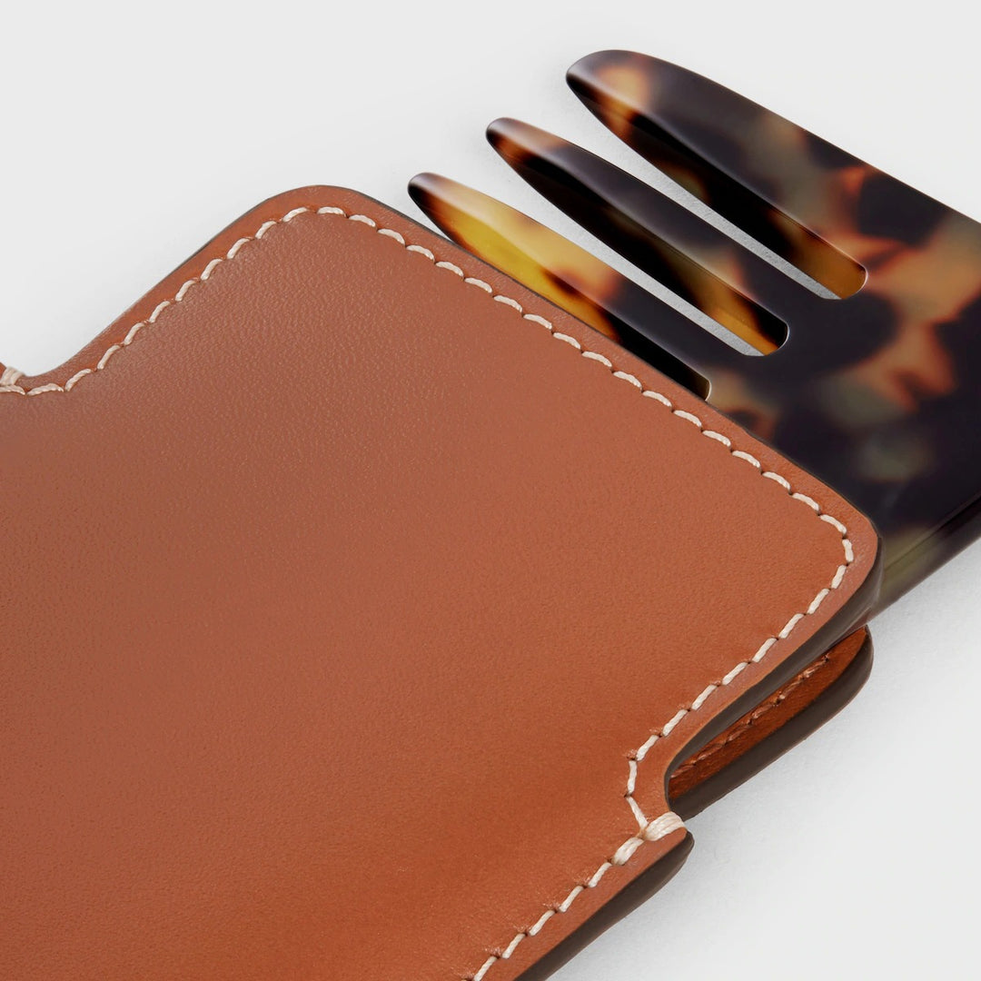 Lược CELINE Small Hair Comb With Case In Smooth Calfskin #Tan