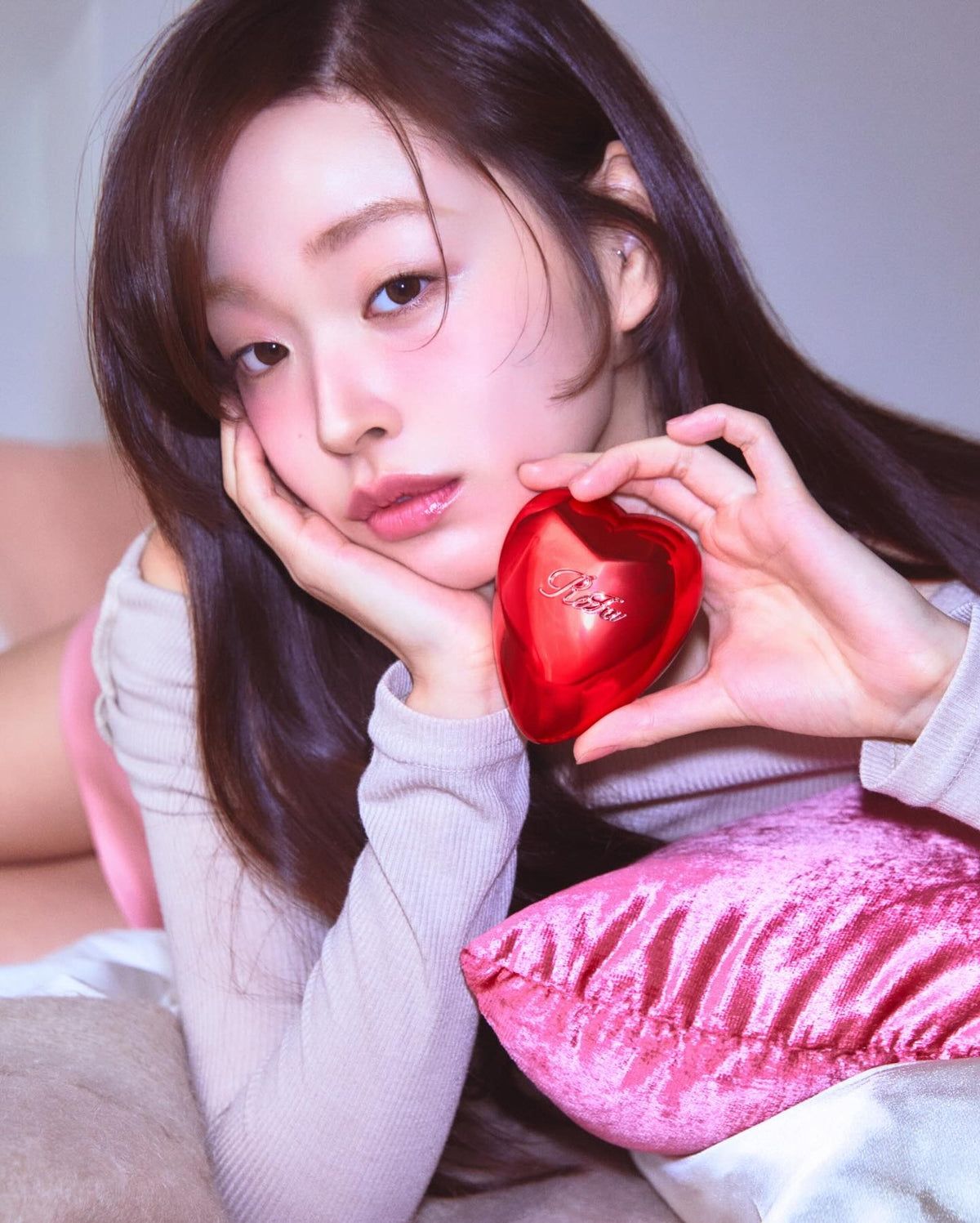 Lược Gỡ Rối ReFa Heart Brush #Shine Red