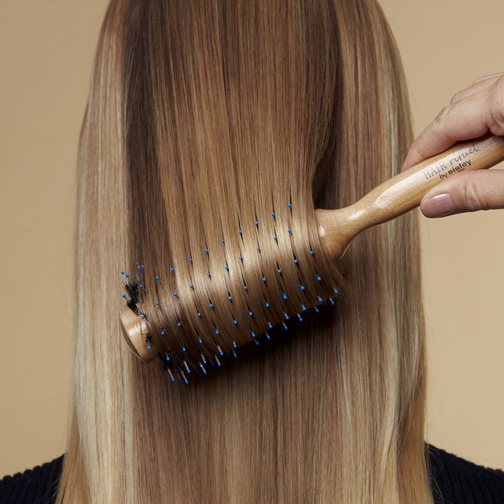 Lược HAIR Rituel by Sisley The Blow-Dry Brush N°2