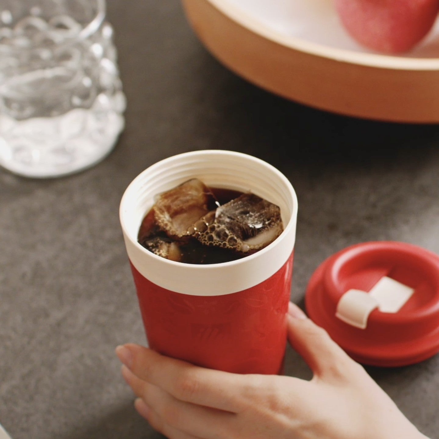Ly ILLY Travel Mug Zagnoli Matte Red-Kallos