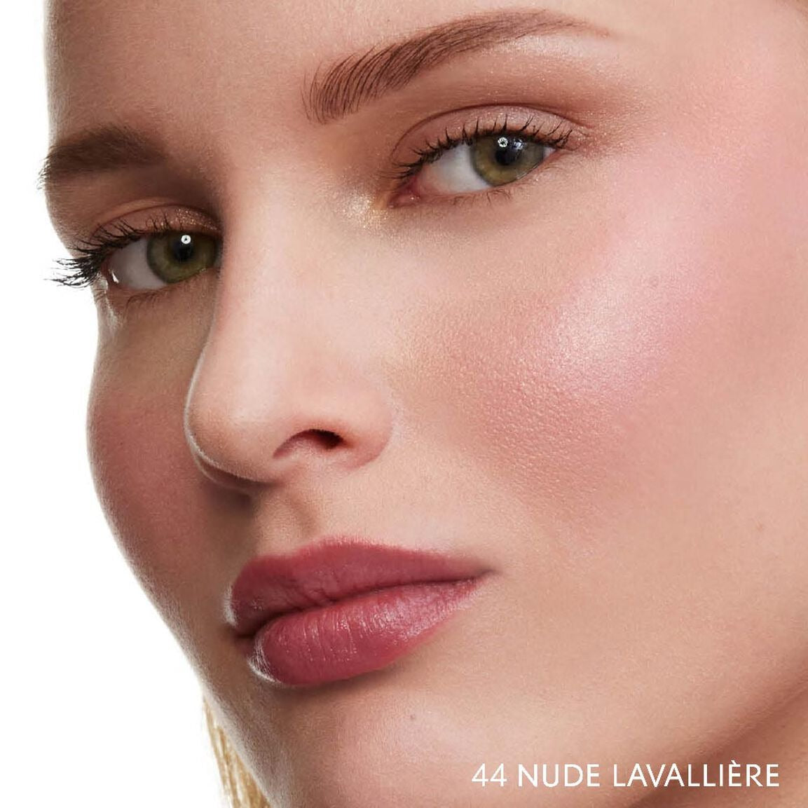 Má Hồng YSL Make Me Blush Bold Blurring Blush #44 Nude Lavalliere